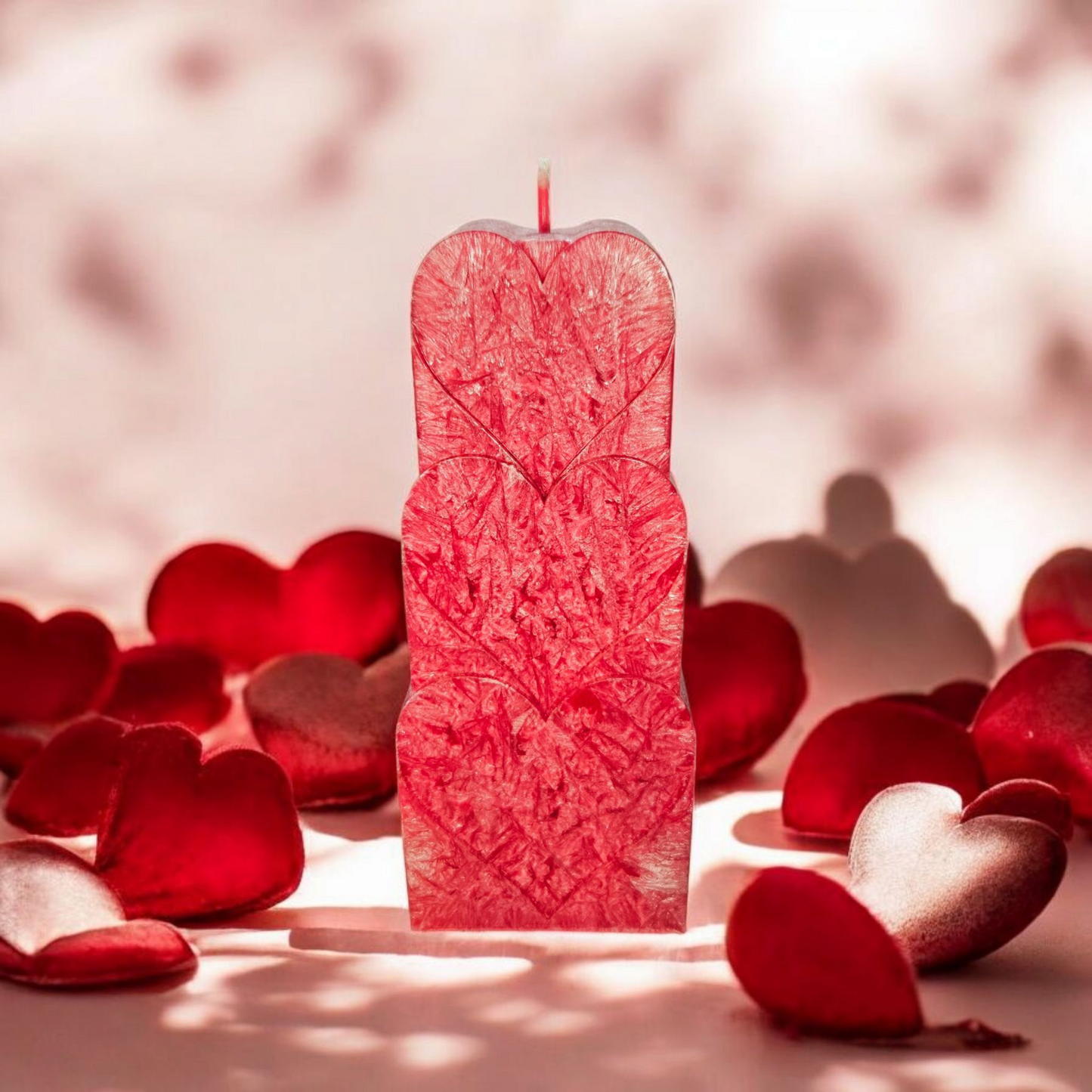 Palmstearinkerze Herz aus 100% Palmstearinwachs und Kerzenfarbe.