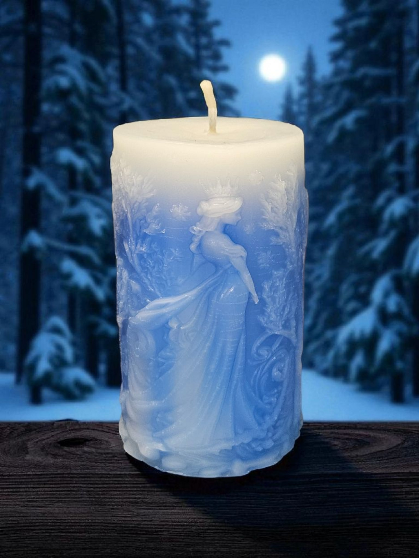 Bienenwachskerze Schneekönigin Blau/Weiß aus 100% gebleichten Bienenwachs