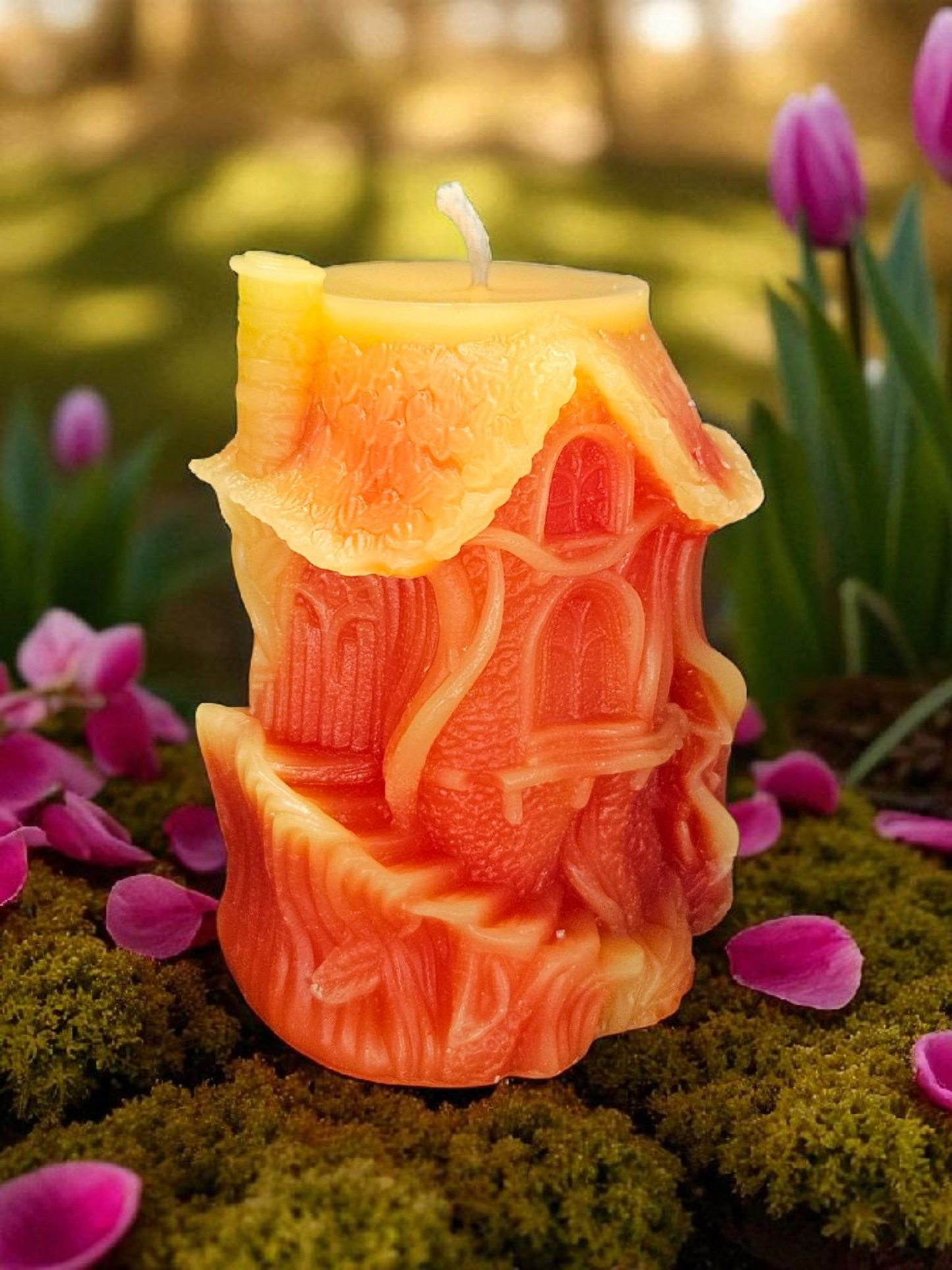 Bienenwachskerze Feen-Haus Rot/Gelb aus 100% gebleichten Bienenwachs